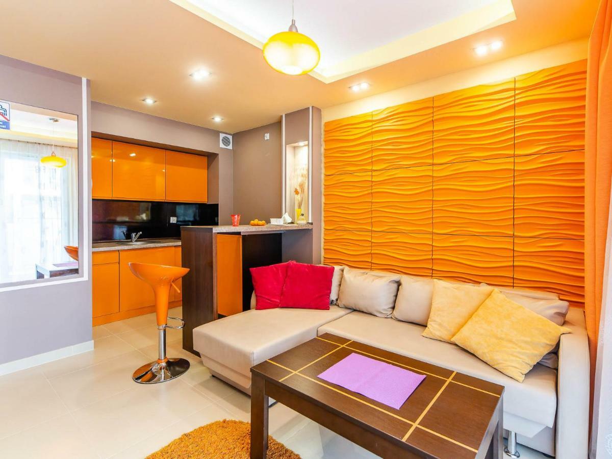 Apartament Pomaranczowy Z Basenem,Sauna-Blisko Morza. Kolobrzeg Luaran gambar