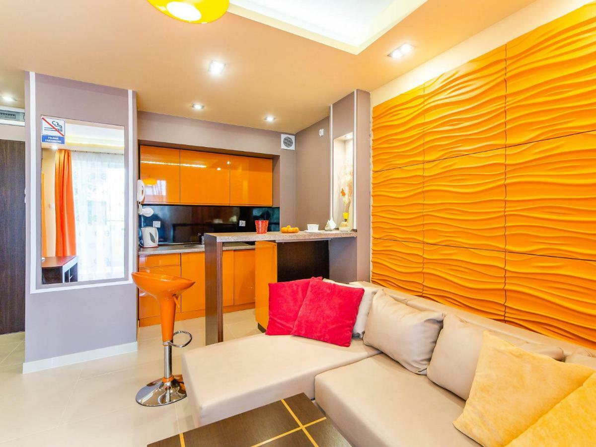 Apartament Pomaranczowy Z Basenem,Sauna-Blisko Morza. Kolobrzeg Luaran gambar