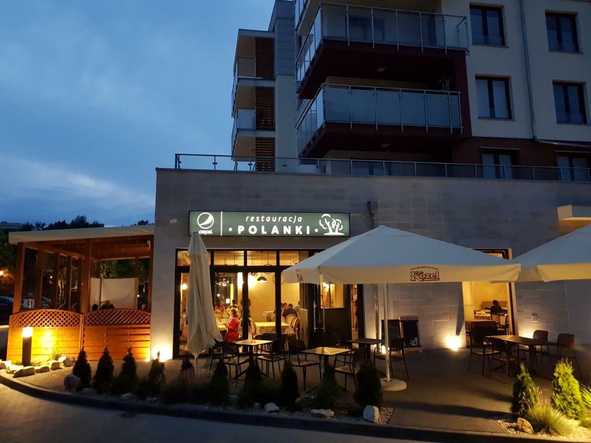 Apartament Pomaranczowy Z Basenem,Sauna-Blisko Morza. Kolobrzeg Luaran gambar